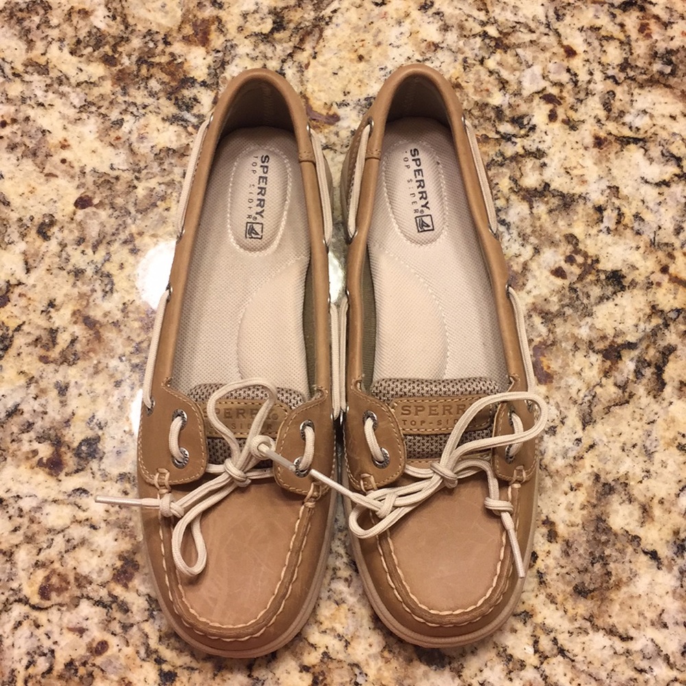 Women’s sperry angelfish
